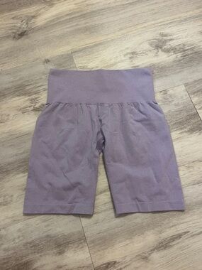 NVGTN Lavender High-Rise Women’s Bike Shorts